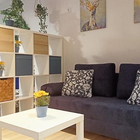 Apartament Granatowy Swietoduska 12 Lublin Extérieur photo